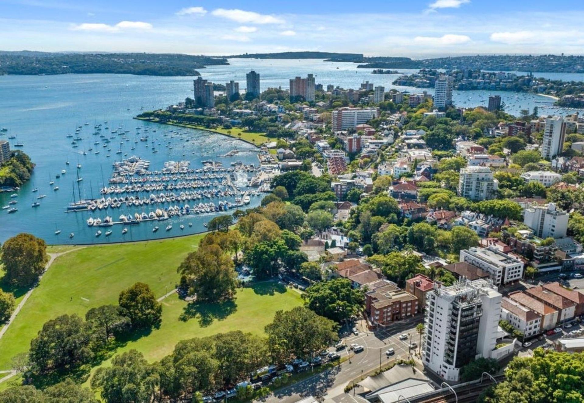 Jewel In The Bay Ih * Sydney